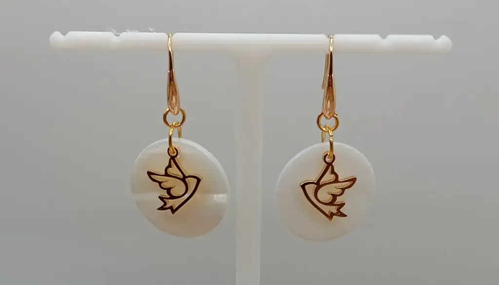 Boucles d'oreilles doré Saint Esprit
